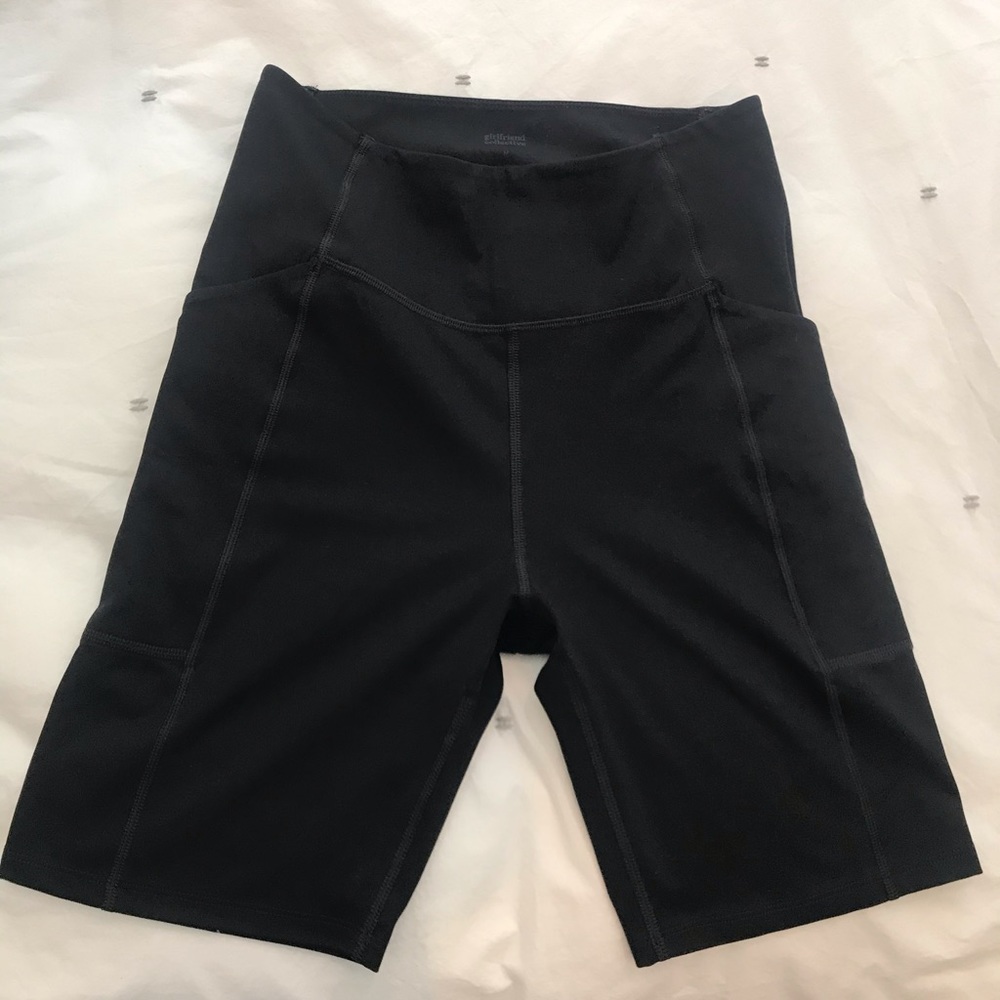 Black High Rise Bike Shorts with Pocket